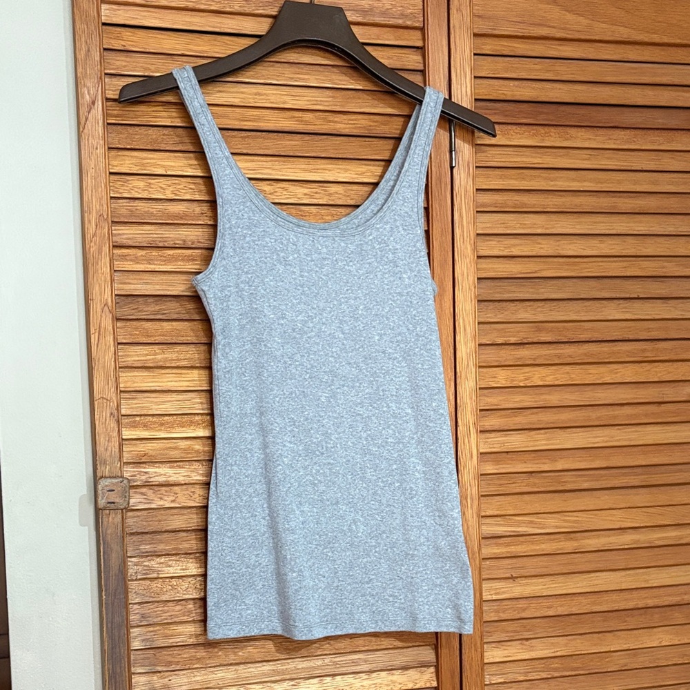 Old Navy Heather Gray Women's Tank Top